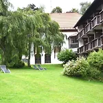 酒店 Michel Am Badepark 4*