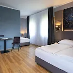 Michel Am Badepark 酒店 瓦尔德基兴