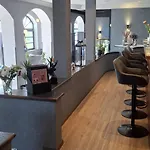 ホテル Michel Am Badepark 4*