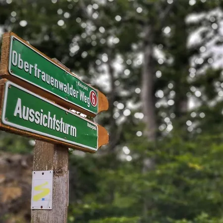Am Badepark Szálloda Waldkirchen
