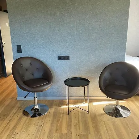 Roomingtons Hotel 4*