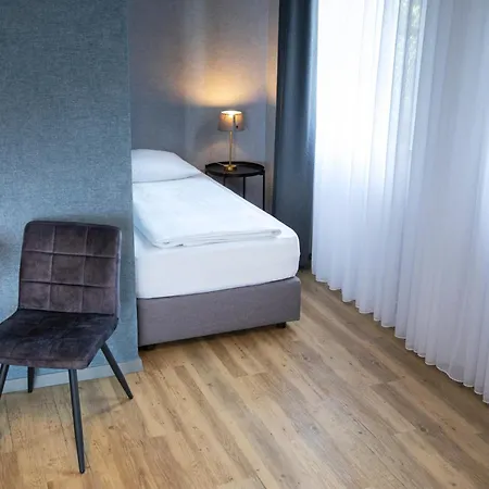 Am Badepark 4*