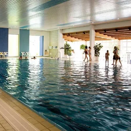 Michel Am Badepark فندق