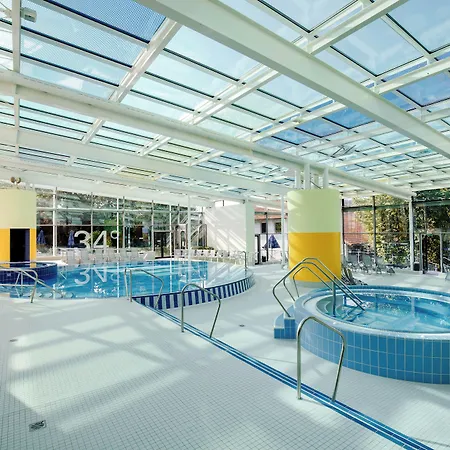 Am Badepark 瓦尔德基兴