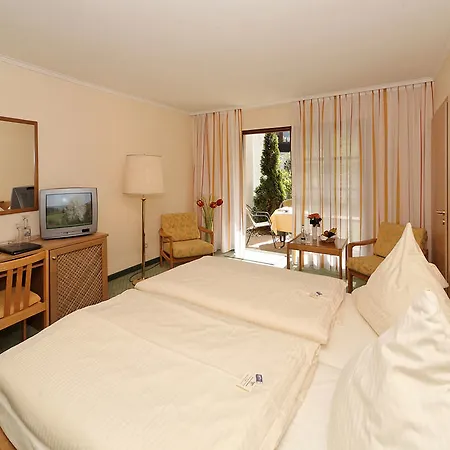 Roomingtons