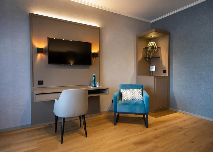 מלון Michel Am Badepark 4*